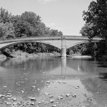 Bridge between Monroe and Penn Townships