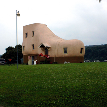 Haines Shoe House