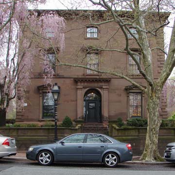 Tully D. Bowen House