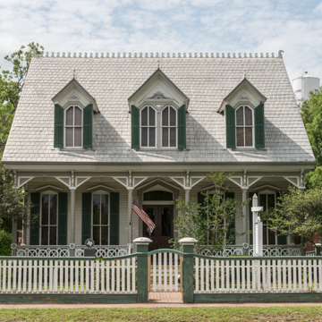 Isaac McFarlane House