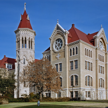 St. Edward's University