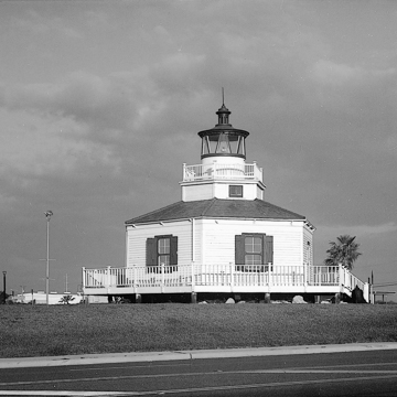 Port Lavaca Visitors Center (Half Moon Reef Lighthouse)