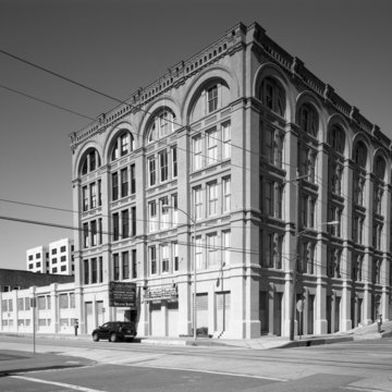 Strand Lofts (Clarke and Courts Building)