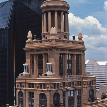 Niels Esperson Building