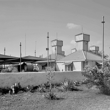 Lamar Bruni Vergara Environmental Science Center (Laredo Blueprint Demonstration Farm)