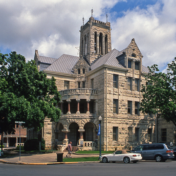 Comal County Courthouse
