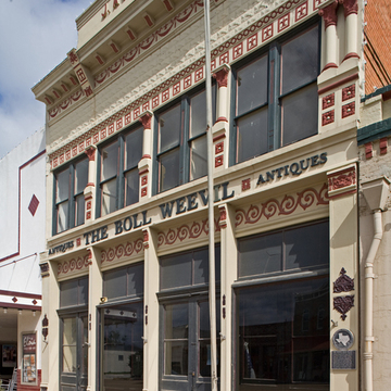 Commercial District