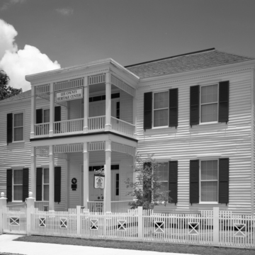 Lee County Heritage Museum (August W. Schubert House)