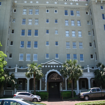 Bushnell Apartments