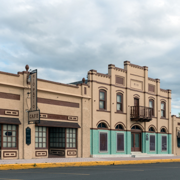 Rio Theater (Teatro La Paz)