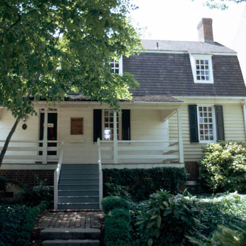 Alexandria Convention and Visitors Bureau (Ramsay House)