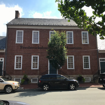 Fredericksburg Area Museum (City Hall and Market)