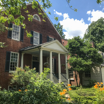 Doggett House