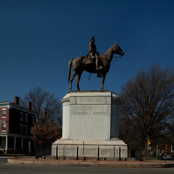 Monument Avenue: Jackson Monument and 2800–3000 Blocks