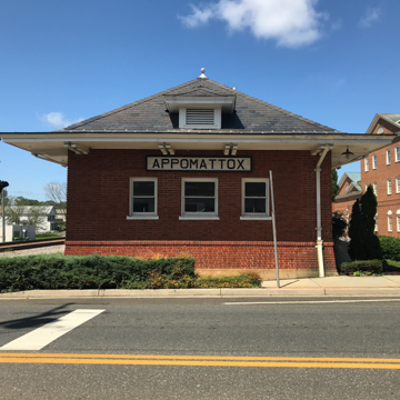 Appomattox Visitor Information Center (Norfolk and Western Railway Station)