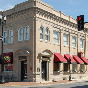 Waynesboro Heritage Museum (First National Bank)