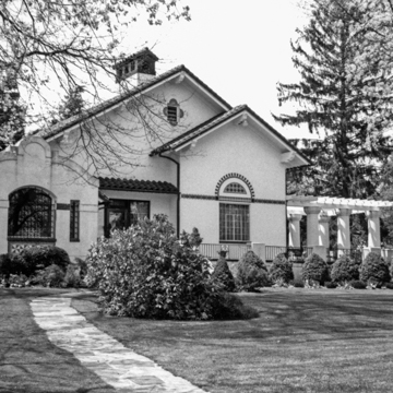 Gordon C. and Alice Felts House