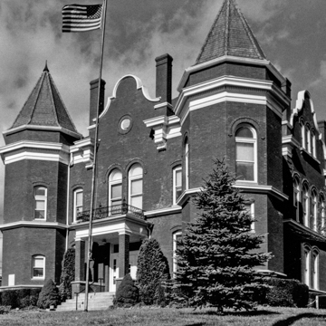 Historic 1908 Grayson County Courthouse