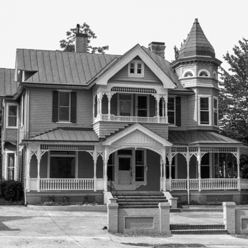 John W. Carter House (The Gray Lady)