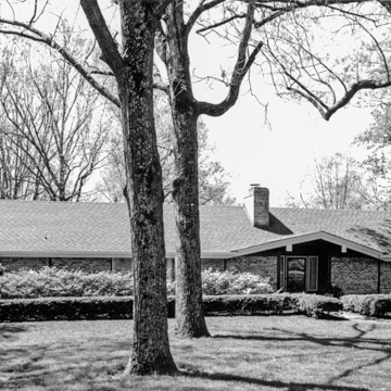 Ranch-style house at 1224 Mulberry