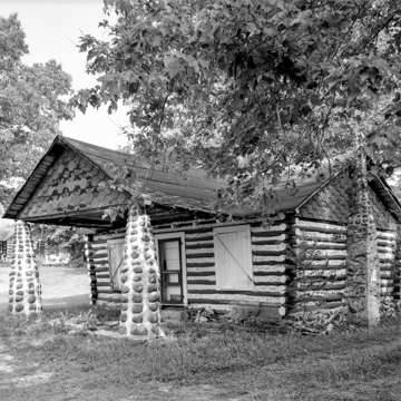 Log Cabin Store and Edwards House