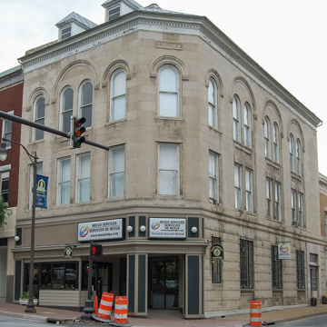 Commercial Building (Rockingham National Bank, Newman-Ruddle Building)