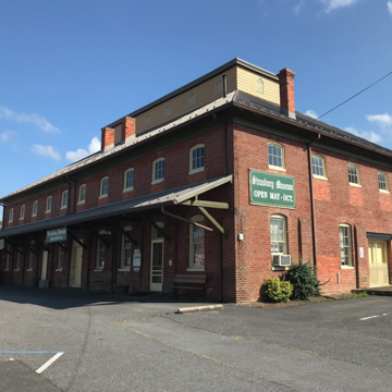 Strasburg Museum (Strasburg Stone and Earthenware Manufacturing Company)