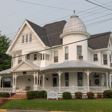 Dellinger Funeral Home (S. P. Lonas House)