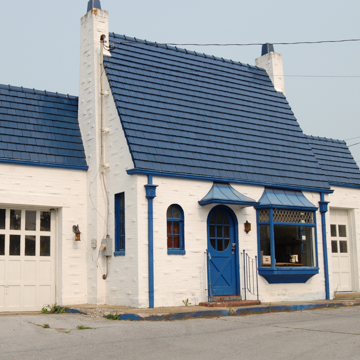 Old Pure Oil Service Station