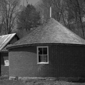 Town Hall (Round Schoolhouse)
