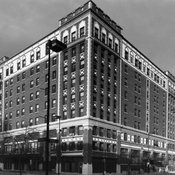 Port Plaza Towers (Hotel Northland)