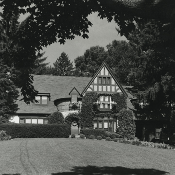 Louis and Esther Gardner House