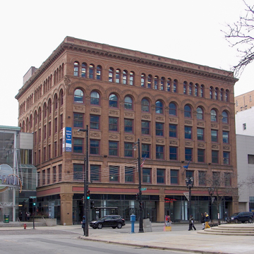 Matthews Brothers Building of Grand Avenue Mall
