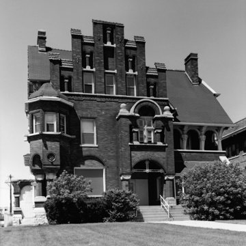 Henry and Marie Harnischfeger House