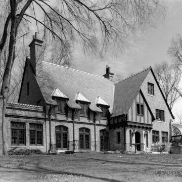 Edwin J. Nieman Sr. House
