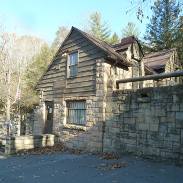 Hawks Nest Shelter