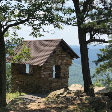 Cranny Crow Overlook Shelter