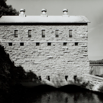 Dam No. 4, Hydroelectric Plant
