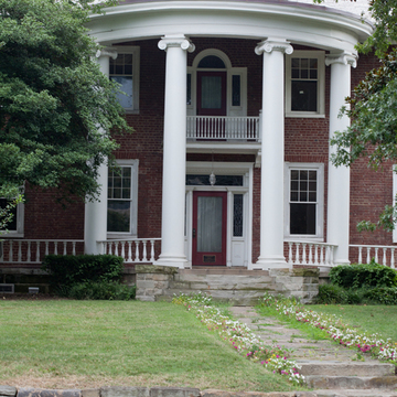 Holly Grove Mansion