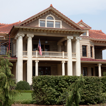 Breezemont (Watts House)