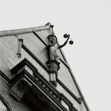 Doddridge County Courthouse