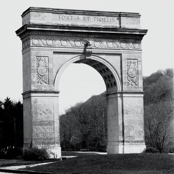 Memorial Arch