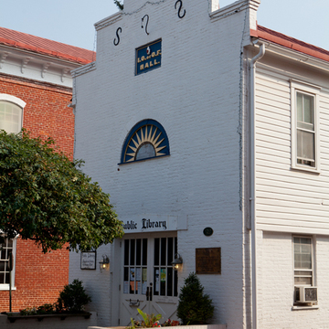 Old Market House (Shepherdstown Library)