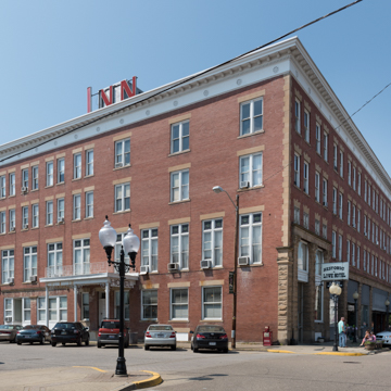 Lowe Motor Inn (Spencer Hotel)