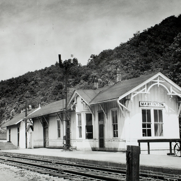 Pocahontas County Visitor Center (Chesapeake&Ohio Railway Station)