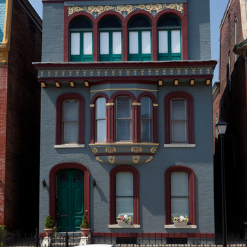Schmulbach House