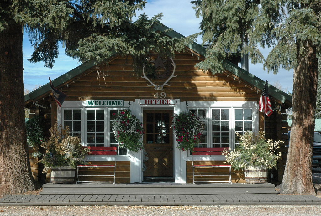 Log Cabin Motel