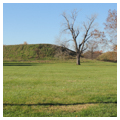 Subsidiary mound on Grand Plaza