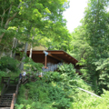 Rockshelter enclosure
