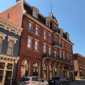 Eakleton Hotel (former)